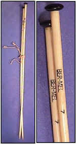 knittingneedles.jpg (56789 bytes)